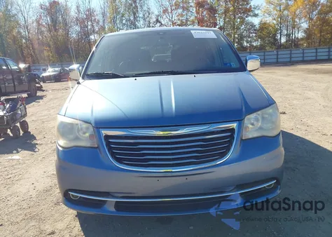 2011 Chrysler Town & Country Touring-L from USA, damaged, VIN 2A4RR8DG4BR758686